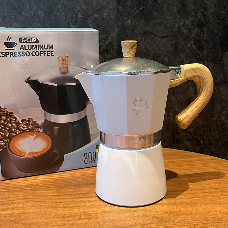 Caffettiera Moka 3/6 Tazze - M - Hero Coffee Equipment recensione e prezzo